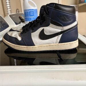 Jordan High-Top Sneaker - Navy/White/Black